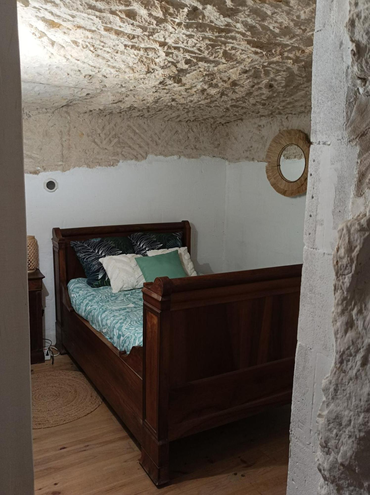 Gite Des Perreyeurs - Maison Troglodyte Avec Vue Sur Loire Монсоро Екстер'єр фото